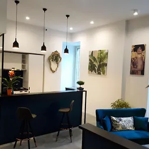 Bed & Breakfast Casa Roger, Naples