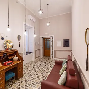 Le Chiavi Di Casa Napels