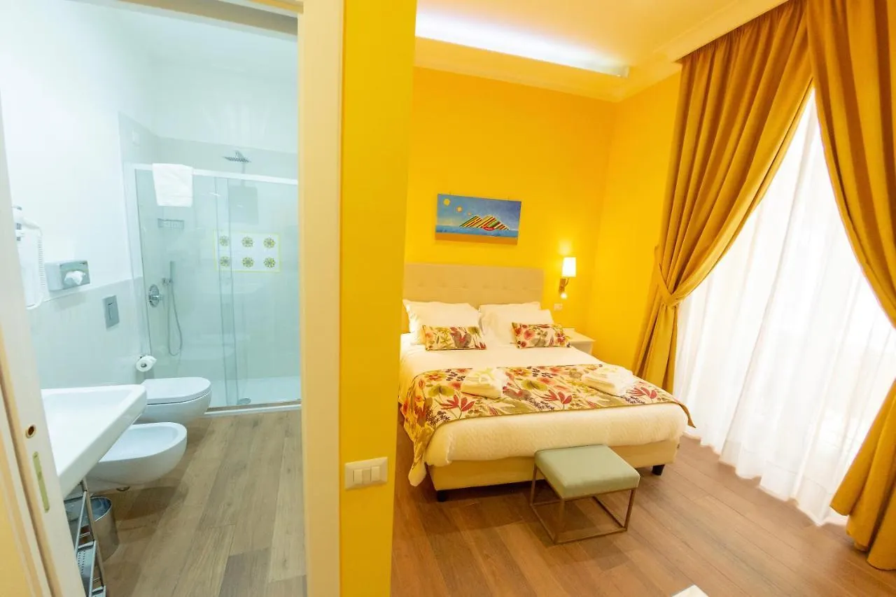Suite Cuorenapoletano Naples Guest house