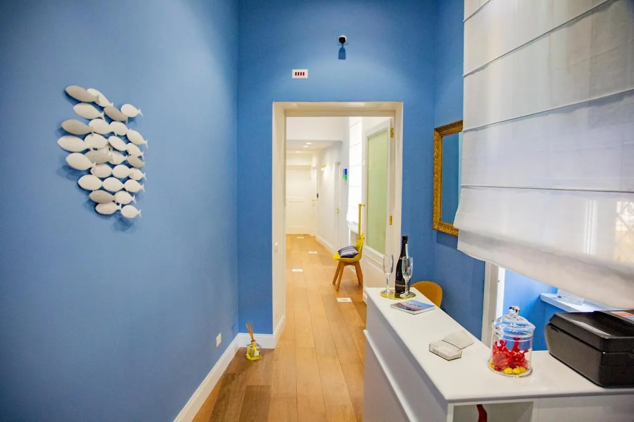 Suite Cuorenapoletano Naples 2*,  Italy